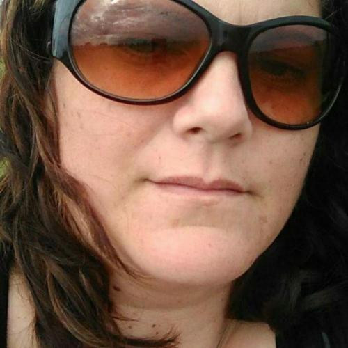 Onzekere meid zoekt lieve man voor sex